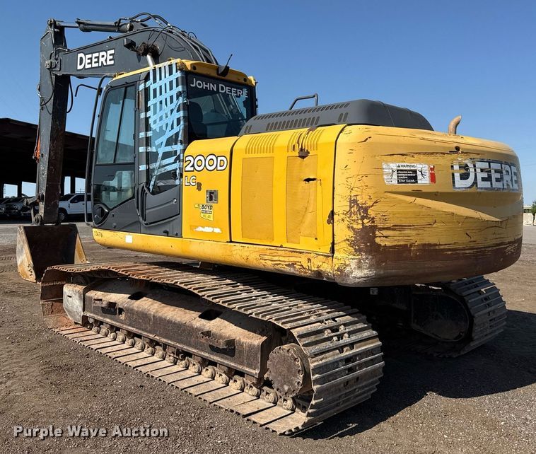 image for item EJ8804 2008 John Deere 200D LC excavator