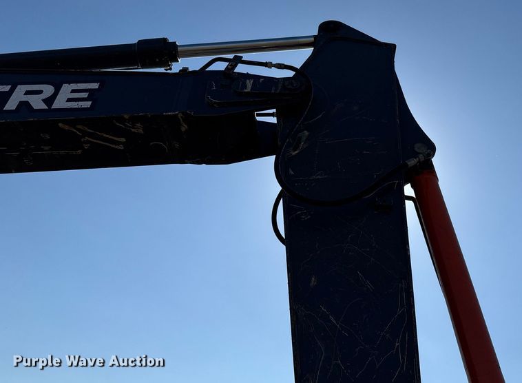 image for item EJ8804 2008 John Deere 200D LC excavator