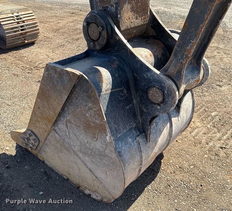 image for item EJ8804 2008 John Deere 200D LC excavator