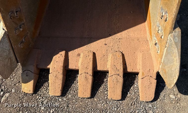 image for item EJ8804 2008 John Deere 200D LC excavator