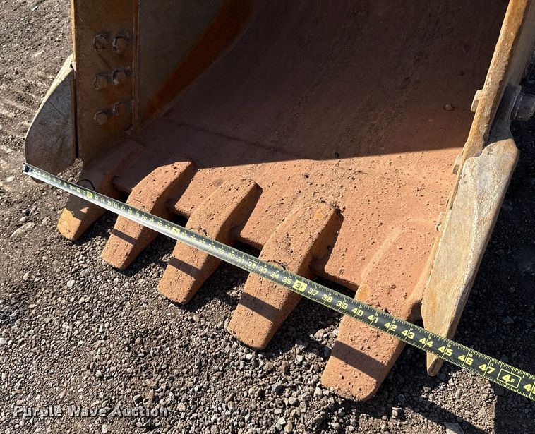 image for item EJ8804 2008 John Deere 200D LC excavator