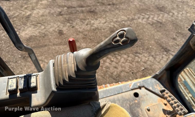 image for item EJ8804 2008 John Deere 200D LC excavator