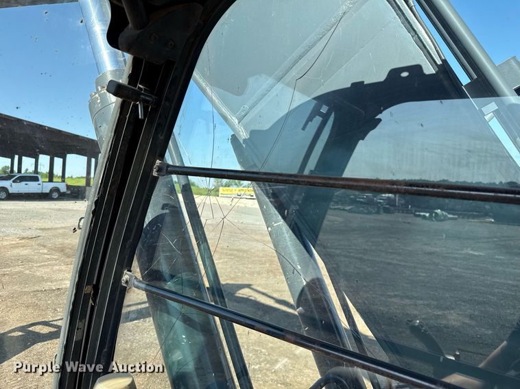 image for item EJ8804 2008 John Deere 200D LC excavator