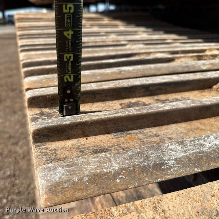 image for item EJ8804 2008 John Deere 200D LC excavator