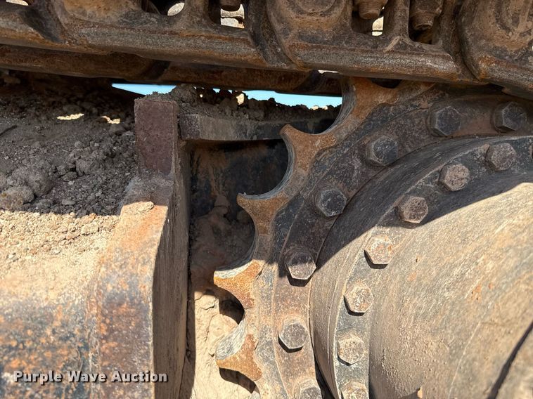 image for item EJ8804 2008 John Deere 200D LC excavator