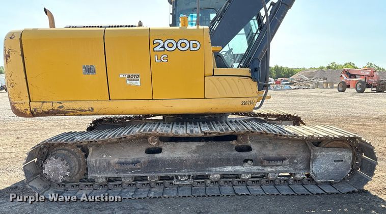 image for item EJ8804 2008 John Deere 200D LC excavator