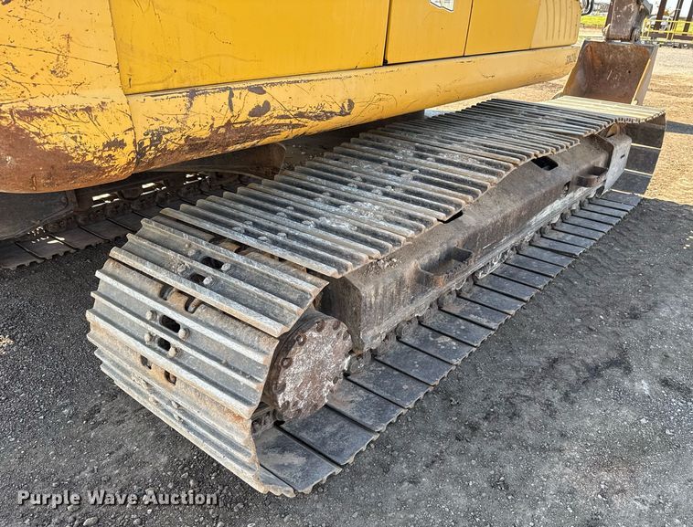 image for item EJ8804 2008 John Deere 200D LC excavator