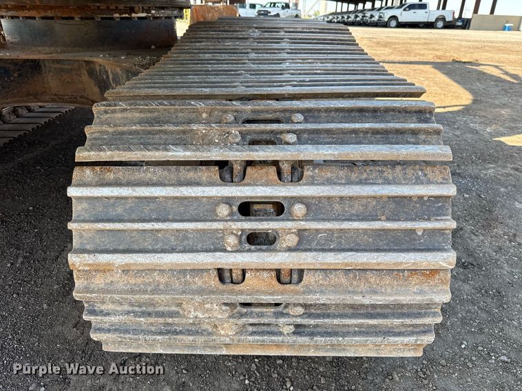 image for item EJ8804 2008 John Deere 200D LC excavator