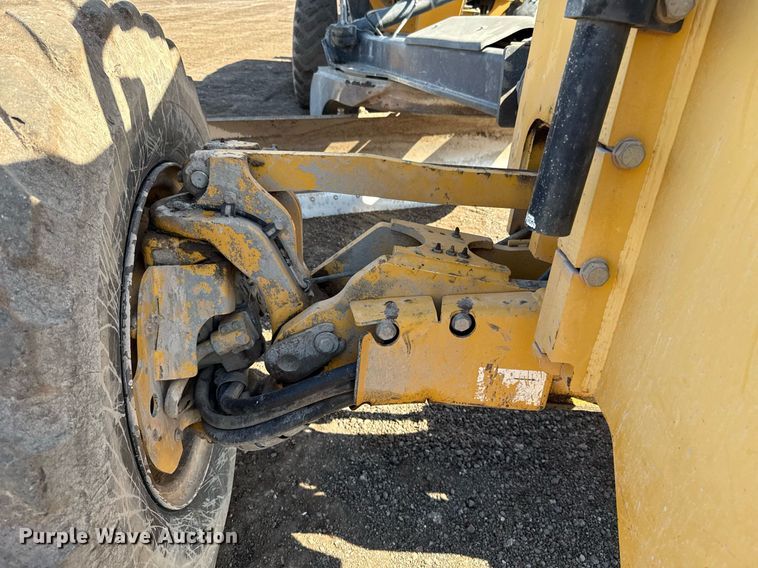 image for item EJ8805 2012 John Deere 772GP motor grader