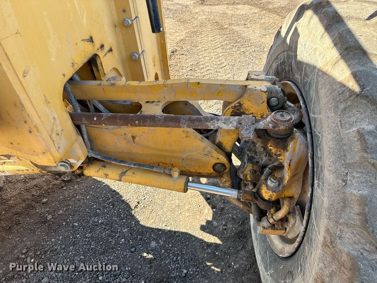 image for item EJ8805 2012 John Deere 772GP motor grader