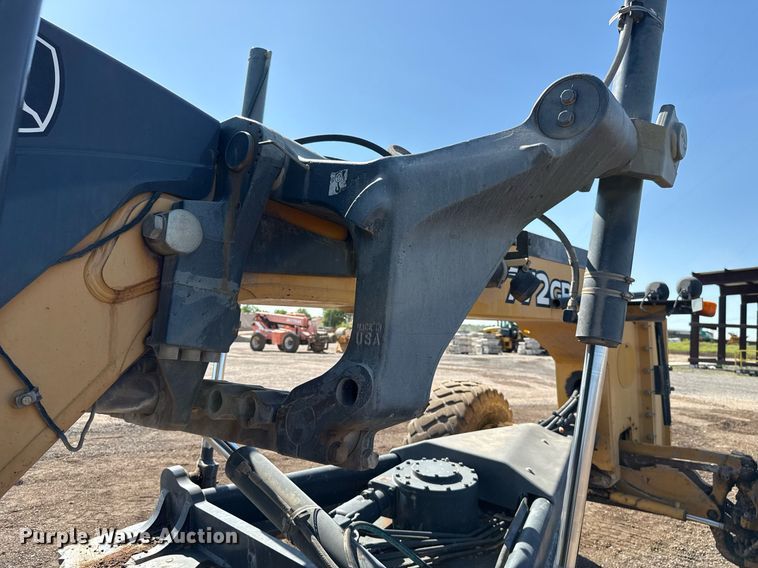 image for item EJ8805 2012 John Deere 772GP motor grader