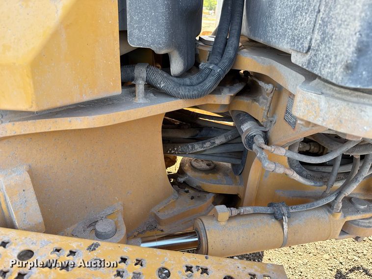 image for item EJ8805 2012 John Deere 772GP motor grader