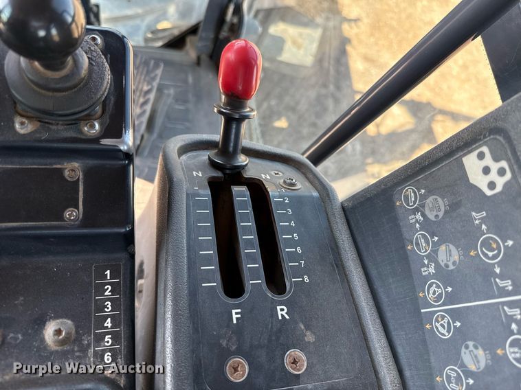 image for item EJ8805 2012 John Deere 772GP motor grader