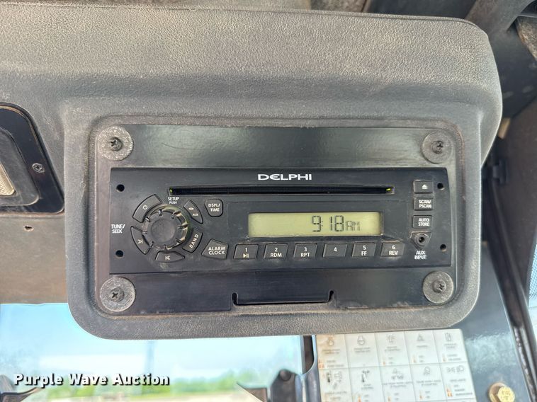 image for item EJ8805 2012 John Deere 772GP motor grader