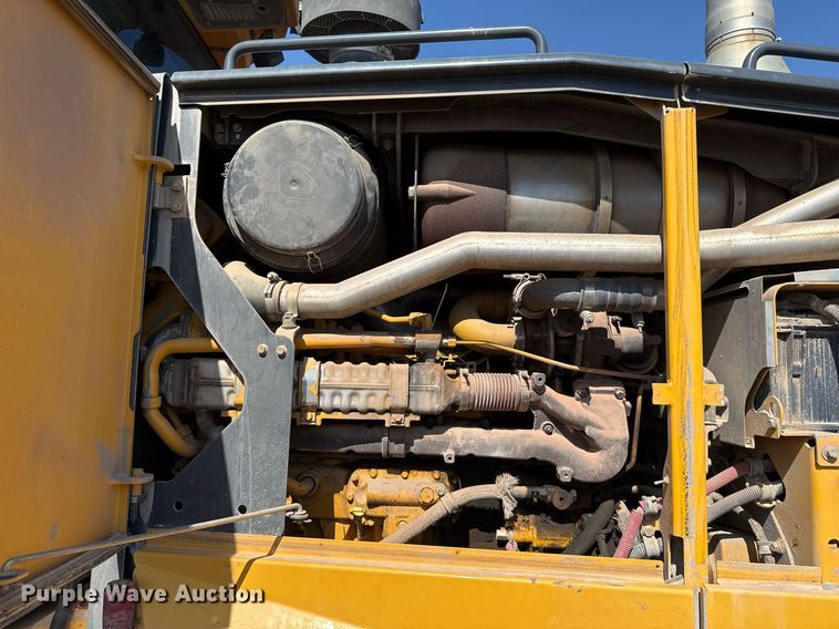 image for item EJ8805 2012 John Deere 772GP motor grader