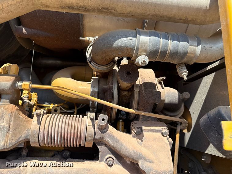 image for item EJ8805 2012 John Deere 772GP motor grader