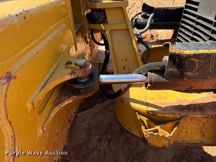 image for item EJ8827 2014 Caterpillar D6K2 XL dozer