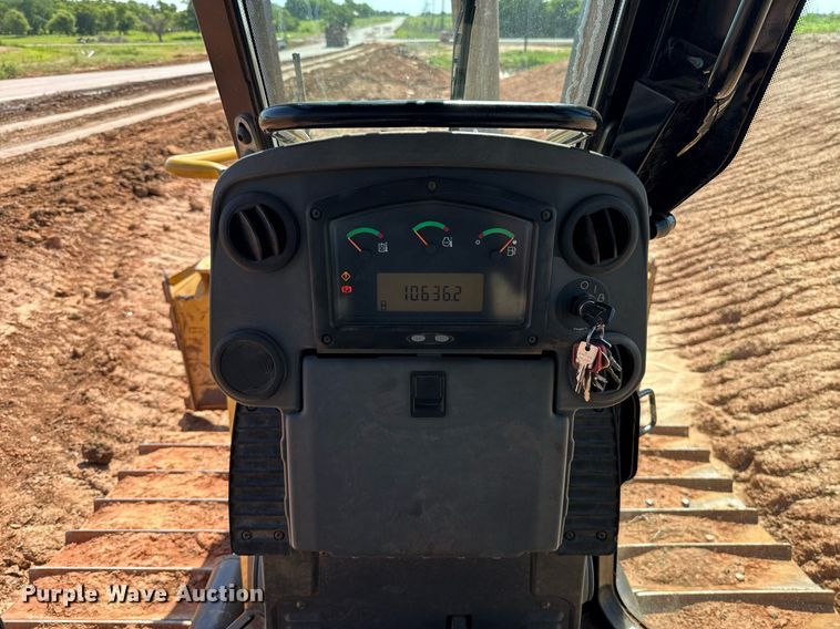 image for item EJ8827 2014 Caterpillar D6K2 XL dozer