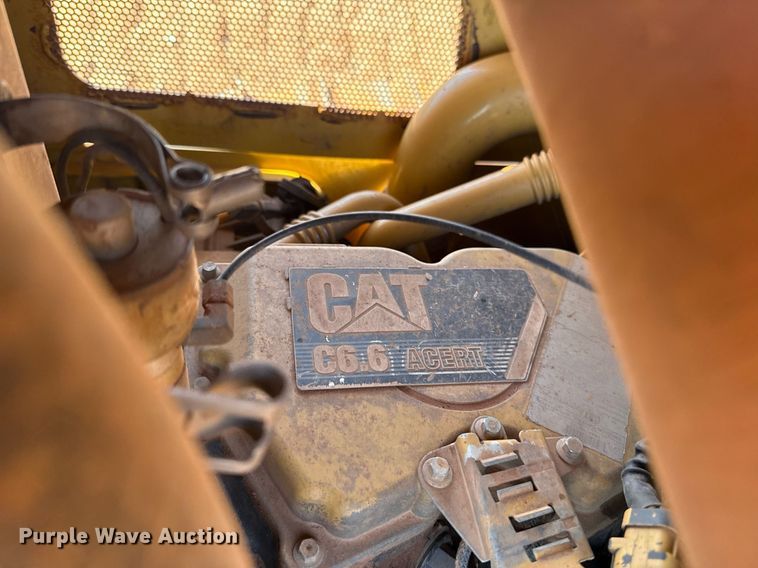 image for item EJ8827 2014 Caterpillar D6K2 XL dozer