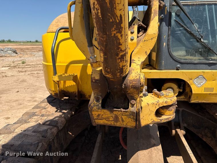 image for item EJ8828 2014 Komatsu PC88MR-8 mini excavator