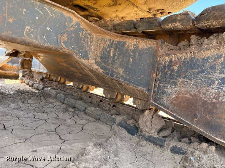 image for item EJ8828 2014 Komatsu PC88MR-8 mini excavator