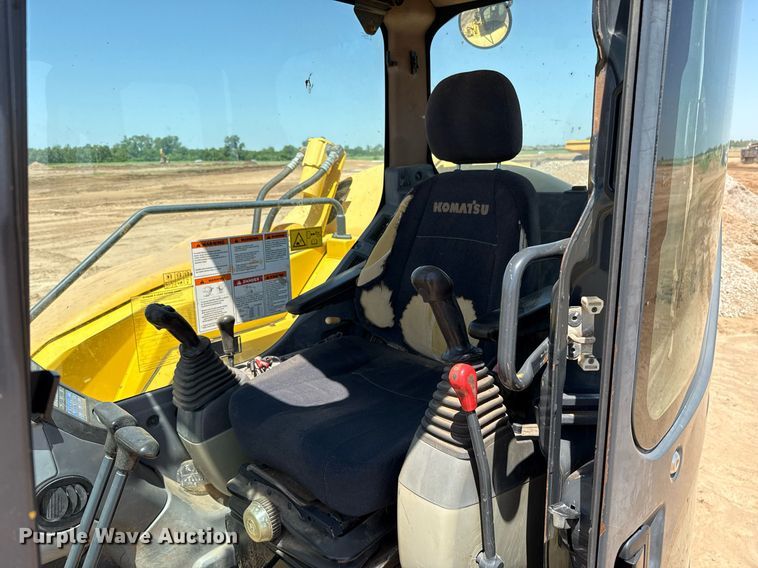 image for item EJ8828 2014 Komatsu PC88MR-8 mini excavator