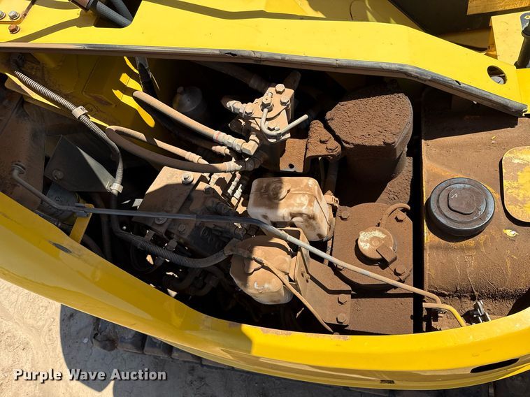 image for item EJ8828 2014 Komatsu PC88MR-8 mini excavator