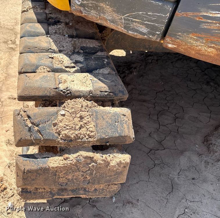 image for item EJ8828 2014 Komatsu PC88MR-8 mini excavator