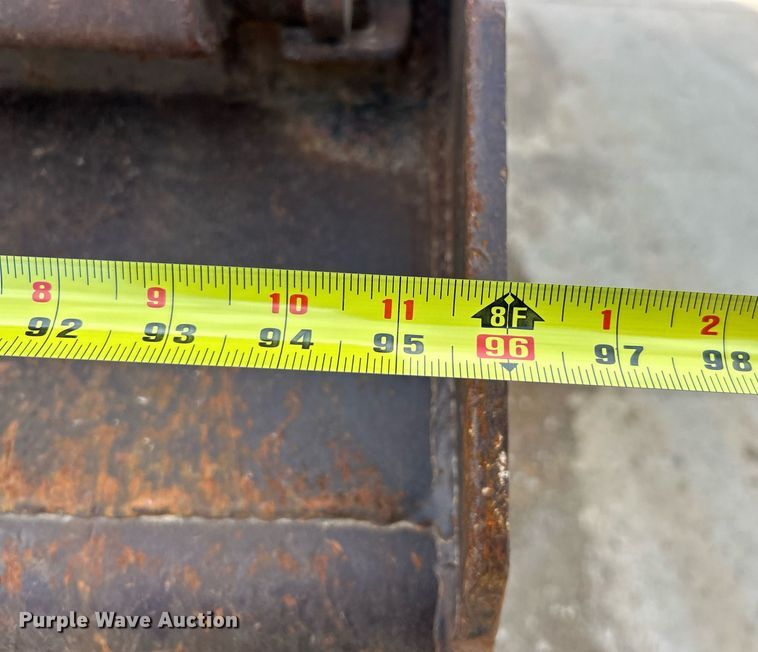 image for item EK2790 2005 Sterling Truck L9500  dump truck