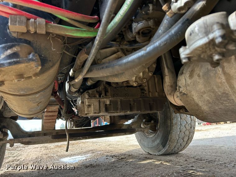 image for item EK2790 2005 Sterling Truck L9500  dump truck