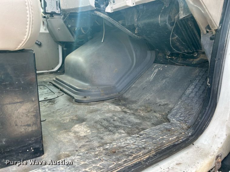 image for item EK2790 2005 Sterling Truck L9500  dump truck