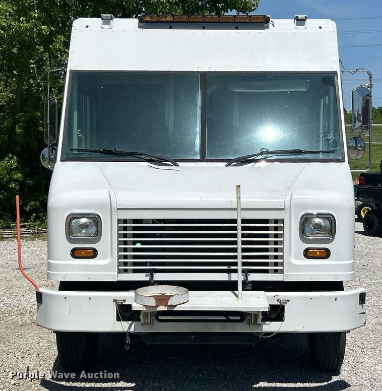 image for item EK8068 2013 Freightliner MT55 utility / service truck