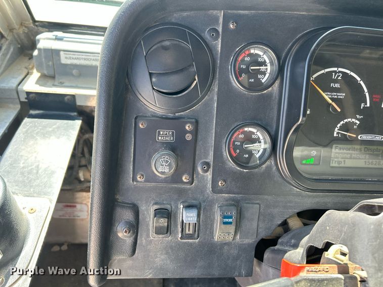 image for item EK8068 2013 Freightliner MT55 utility / service truck