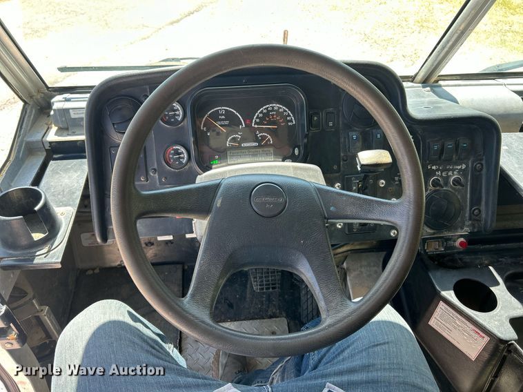 image for item EK8068 2013 Freightliner MT55 utility / service truck