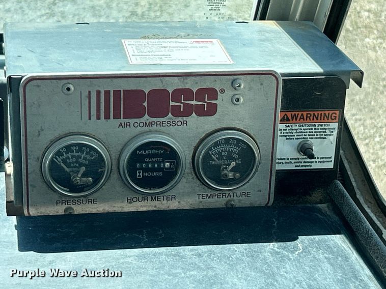 image for item EK8068 2013 Freightliner MT55 utility / service truck