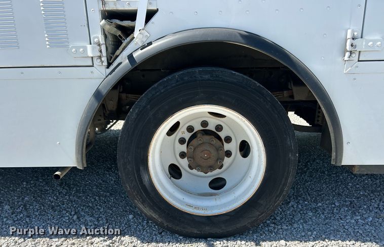 image for item EK8068 2013 Freightliner MT55 utility / service truck