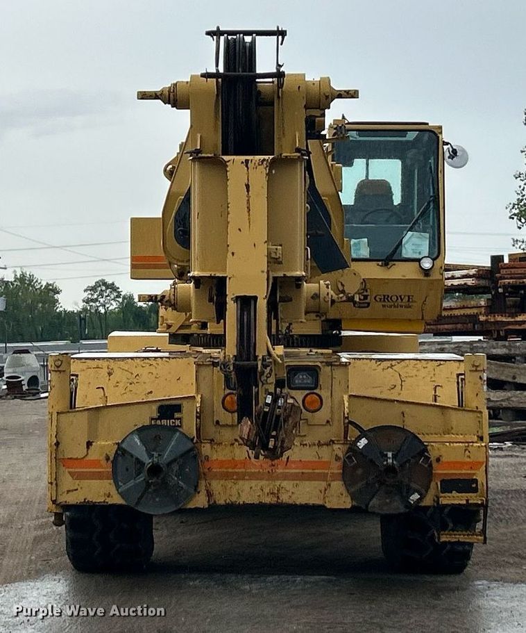 image for item EK8069 1998 Grove RT635C crane