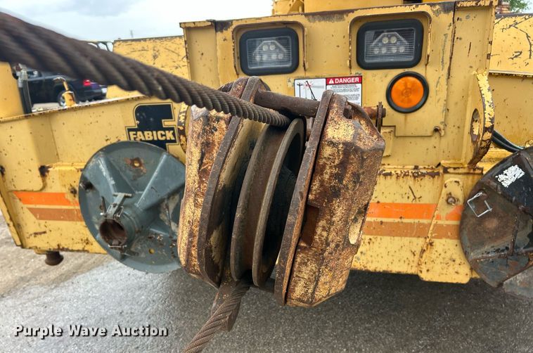 image for item EK8069 1998 Grove RT635C crane