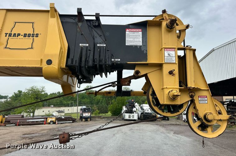 image for item EK8069 1998 Grove RT635C crane