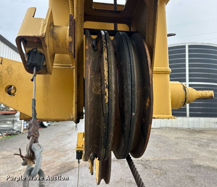 image for item EK8069 1998 Grove RT635C crane