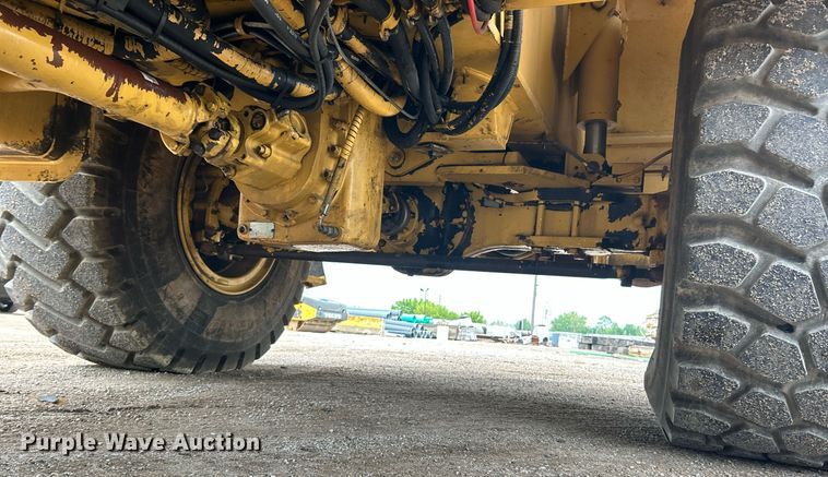 image for item EK8069 1998 Grove RT635C crane