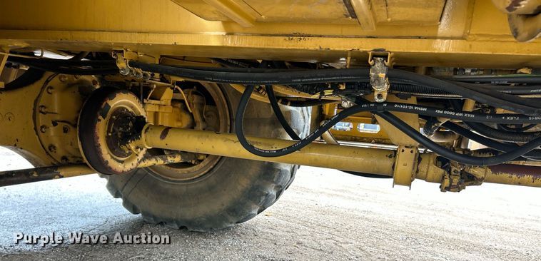 image for item EK8069 1998 Grove RT635C crane