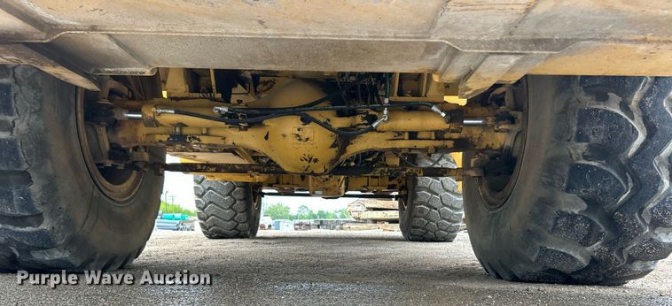 image for item EK8069 1998 Grove RT635C crane