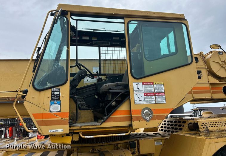 image for item EK8069 1998 Grove RT635C crane