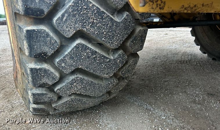 image for item EK8069 1998 Grove RT635C crane