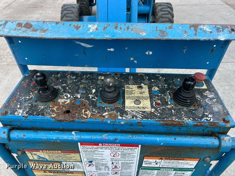image for item EK8084 2007 Genie Z-45/25 boom lift