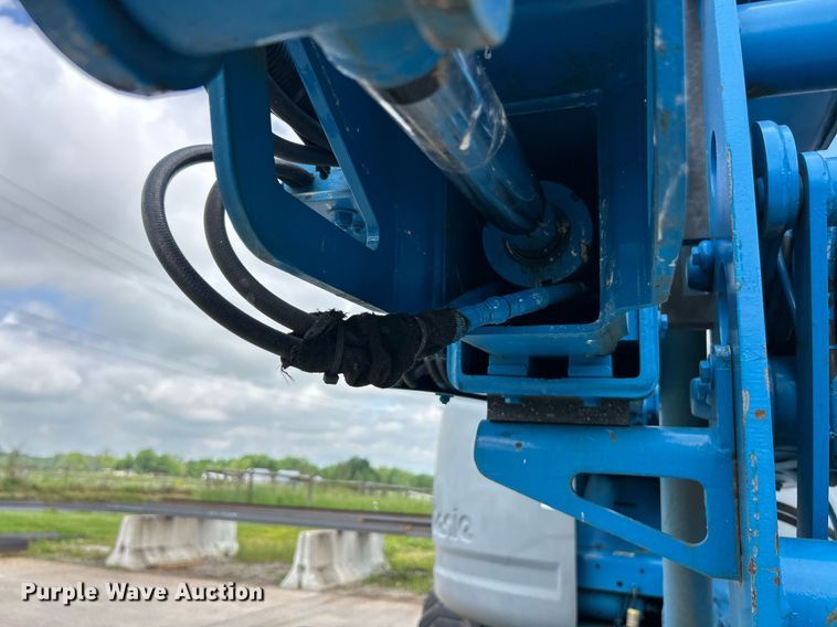 image for item EK8084 2007 Genie Z-45/25 boom lift