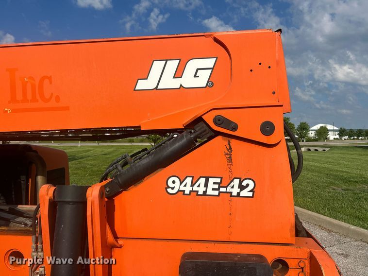 image for item EK8087 2007 Lull 944E-42 telehandler
