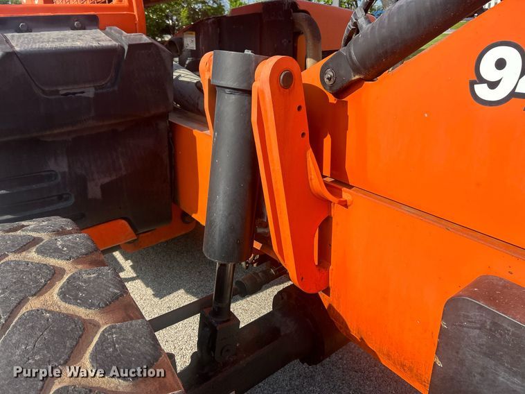 image for item EK8087 2007 Lull 944E-42 telehandler