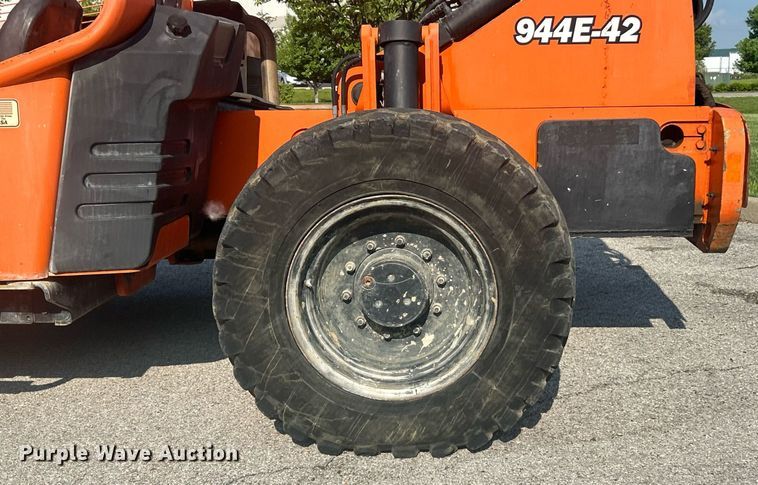 image for item EK8087 2007 Lull 944E-42 telehandler